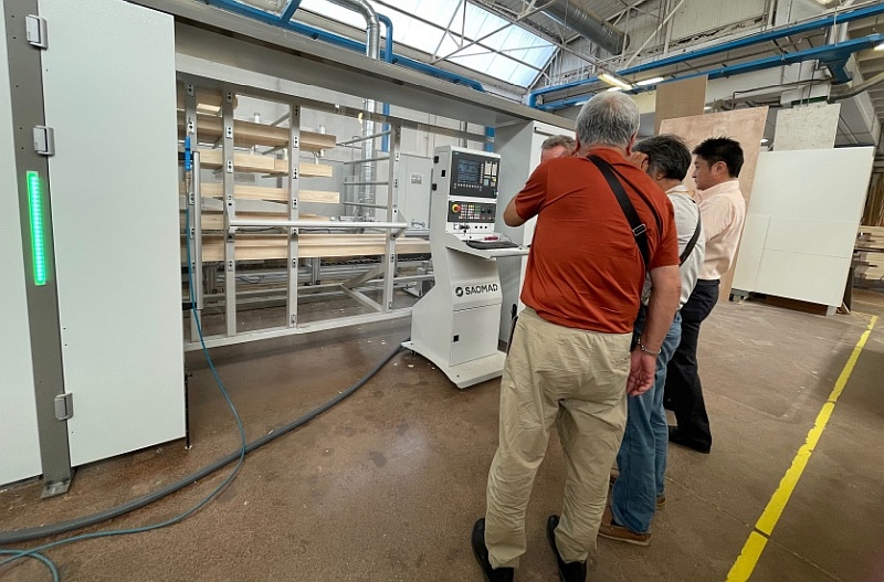 Projekt einer Fabrik für Türen und Fenster aus Holz in Japan - 9