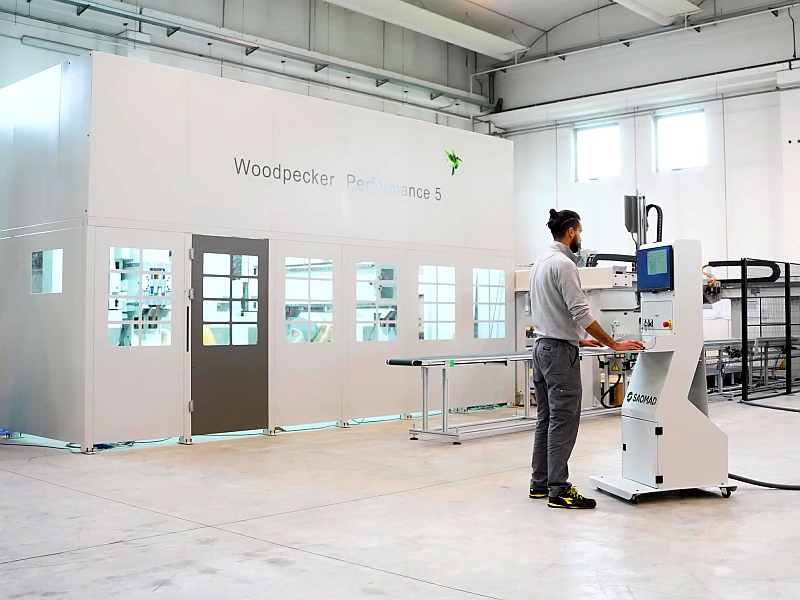 Woodpecker Performance machining center a video underlines its excellent strengths - 3