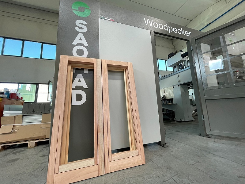 Saomad's Woodpecker Just machining center for Frizzi carpentry of Florence - 4
